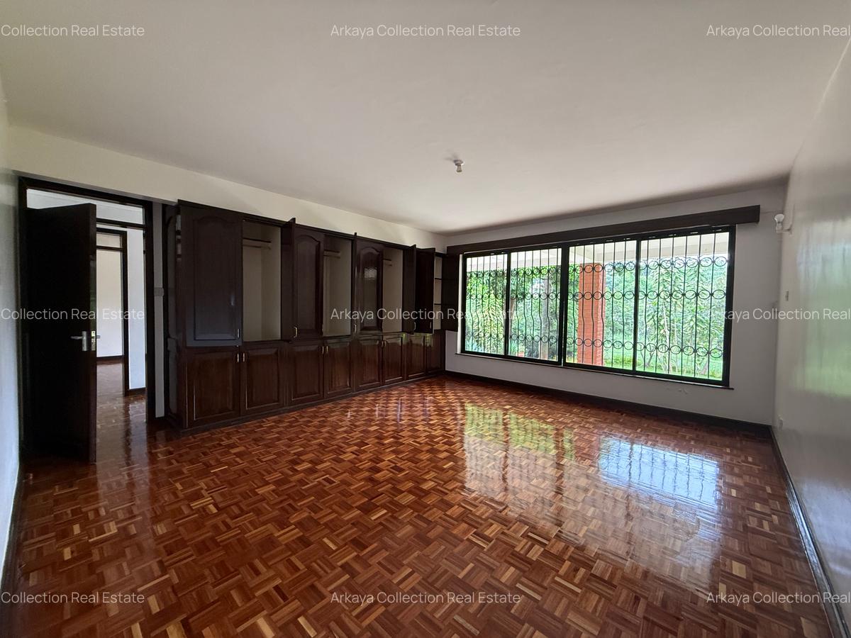 5 Bed House with En Suite in Gigiri - 14
