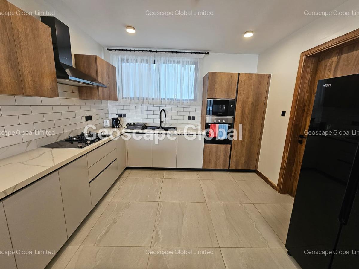 Furnished 3 Bed Apartment with En Suite in Spring Valley - 3