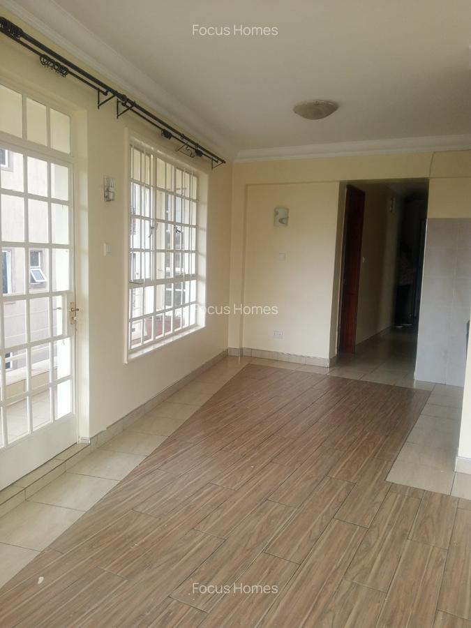 2 Bed Apartment with En Suite in Lavington - 17