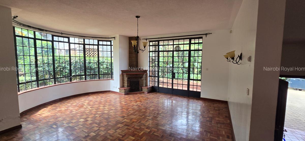 5 Bed Townhouse with En Suite at Lavington Green - 15