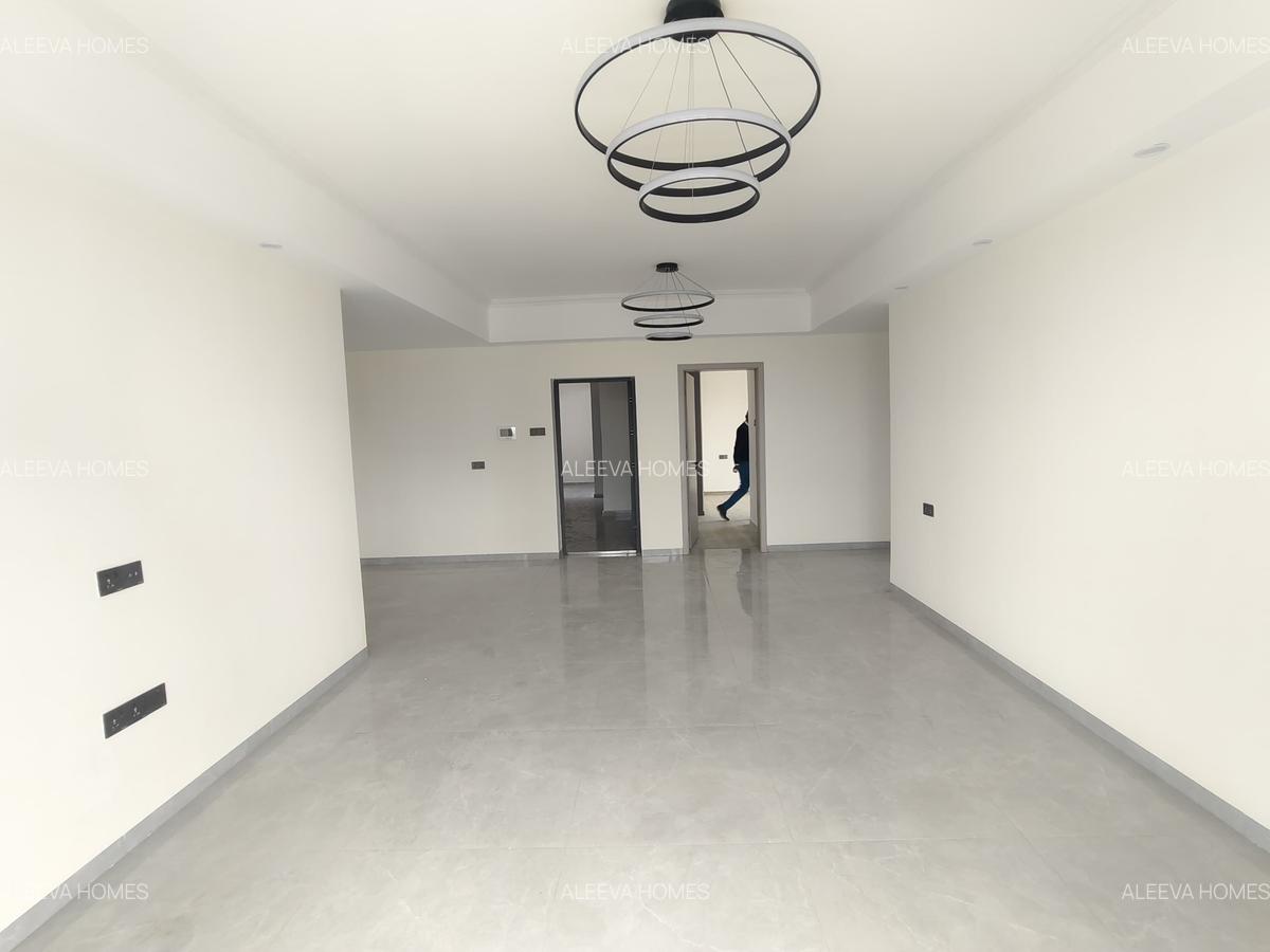 3 Bed Apartment with En Suite in Kilimani - 12
