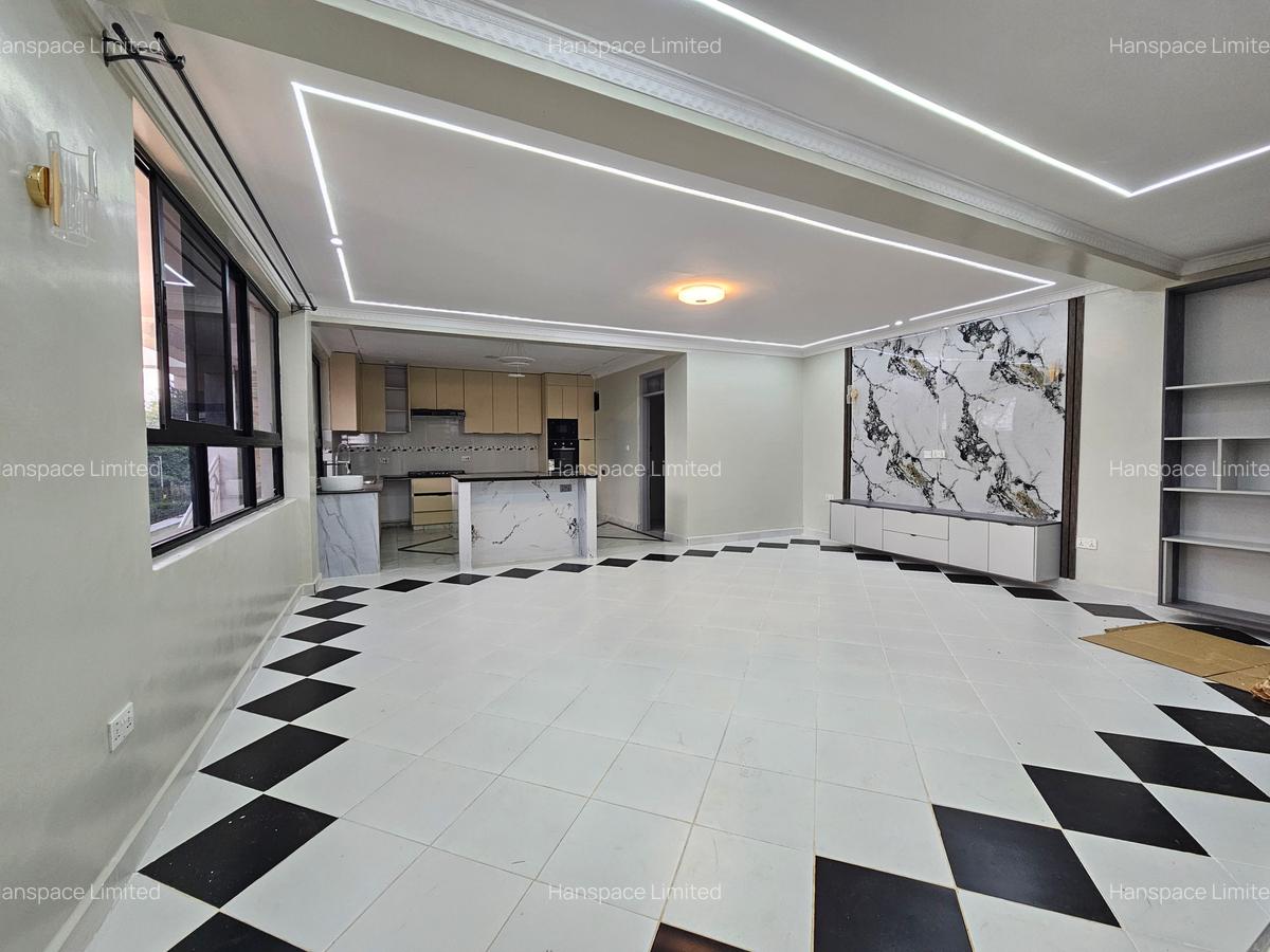 4 Bed Townhouse with En Suite in Runda - 3