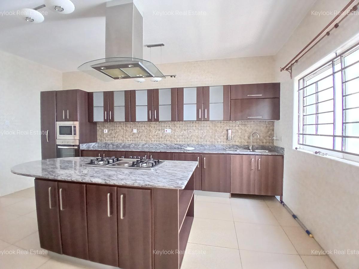3 Bed Apartment with En Suite at Gatundu Road - 5