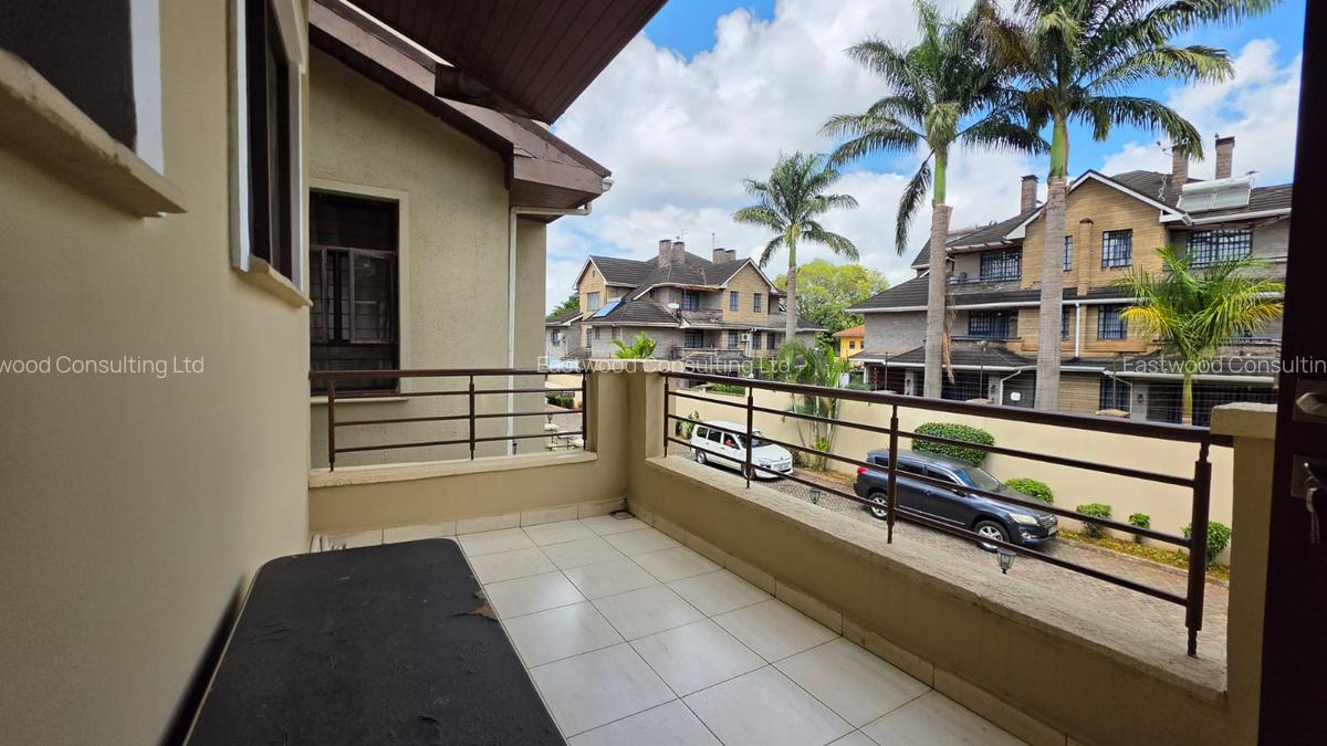 5 Bed Townhouse in Lavington - 9