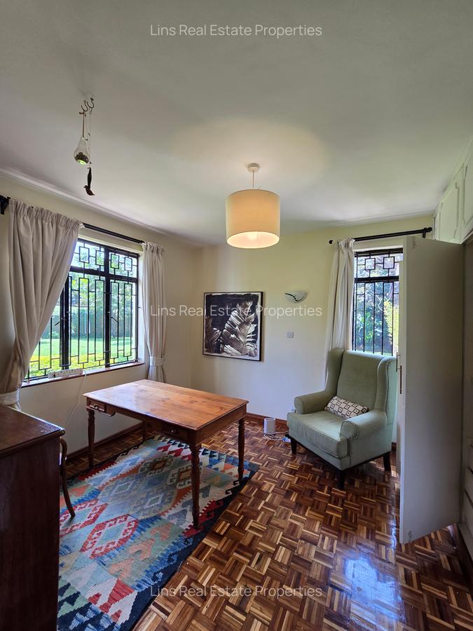 5 Bed House with En Suite in Runda - 8
