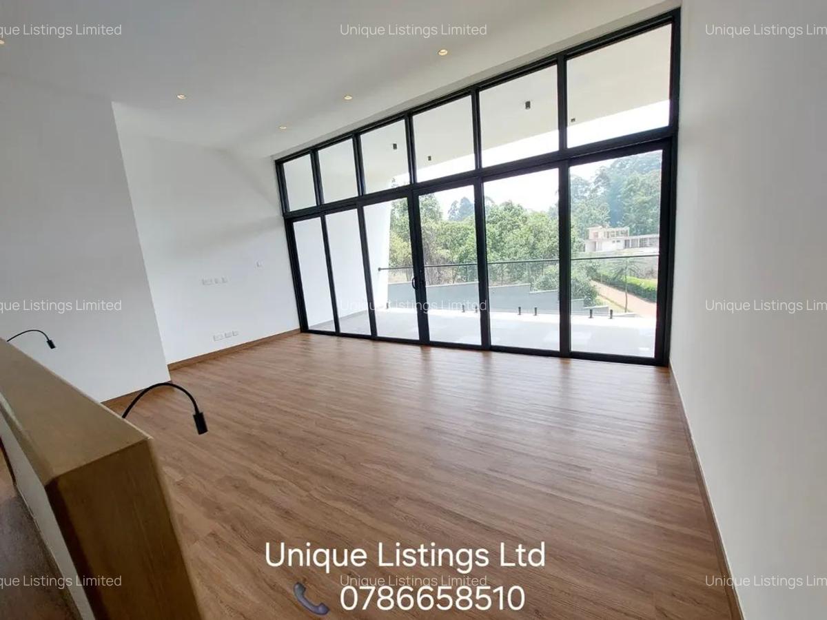 5 Bed House with En Suite in Nyari - 10
