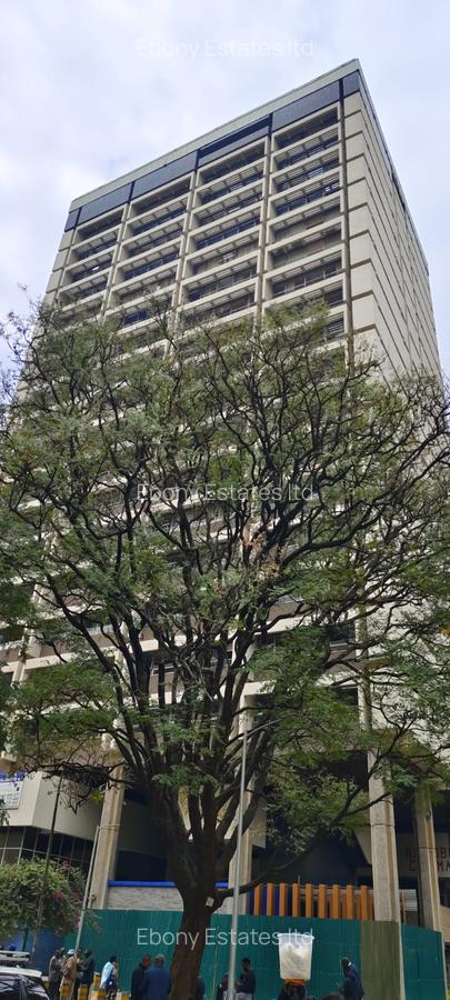 566 ft² Commercial Property with Service Charge Included at Argakhan Walk - 5
