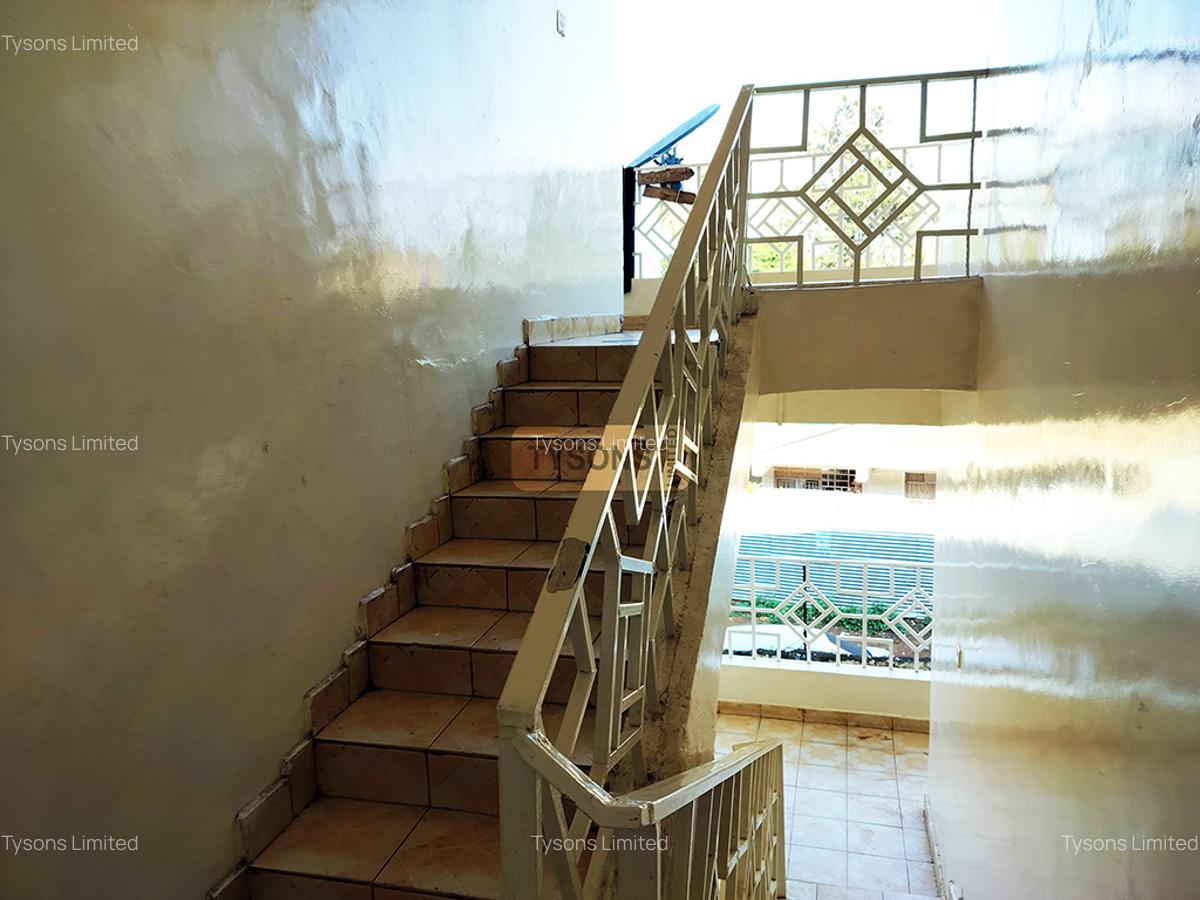 2 Bed Apartment with Parking in Kisumu - 5