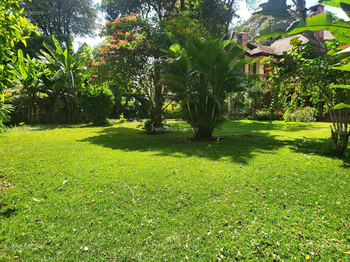 5 Bed Townhouse with En Suite in Rosslyn - 3