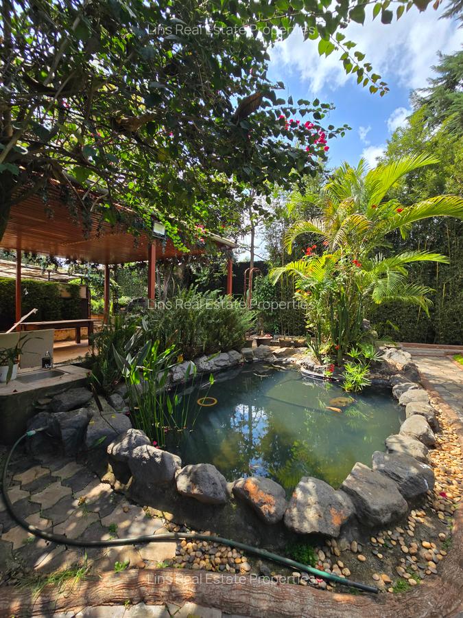 5 Bed Townhouse with En Suite in Runda - 4