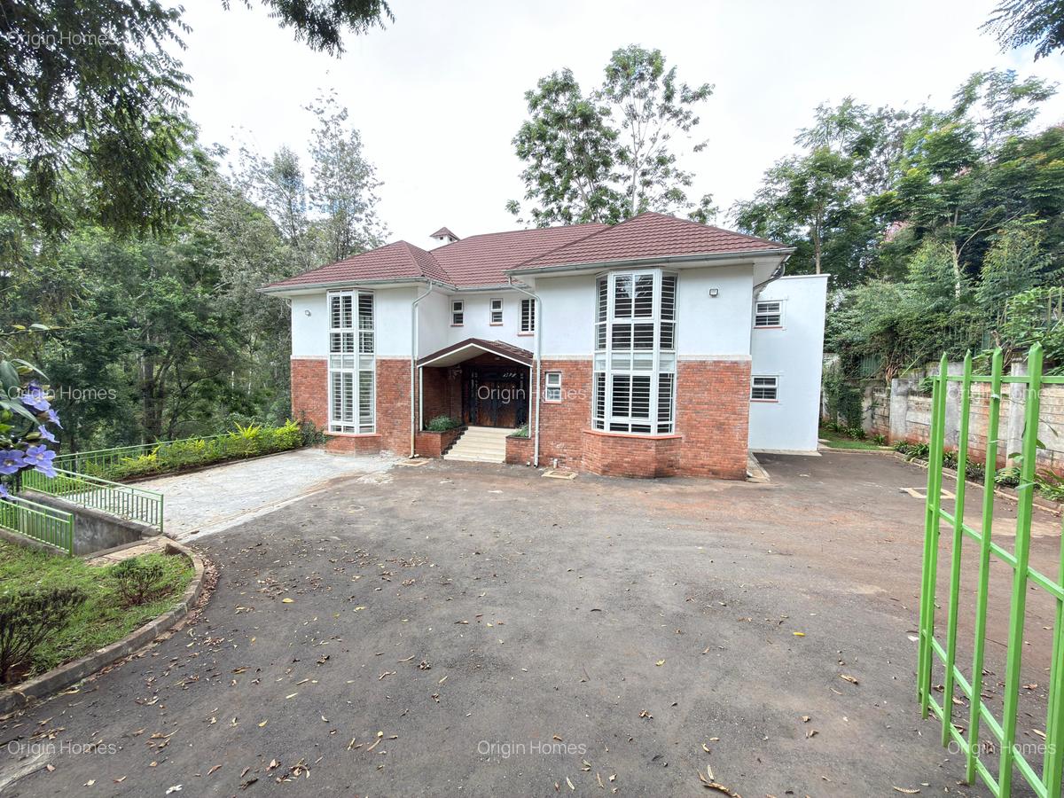 5 Bed House with En Suite at Rosslyn - 17
