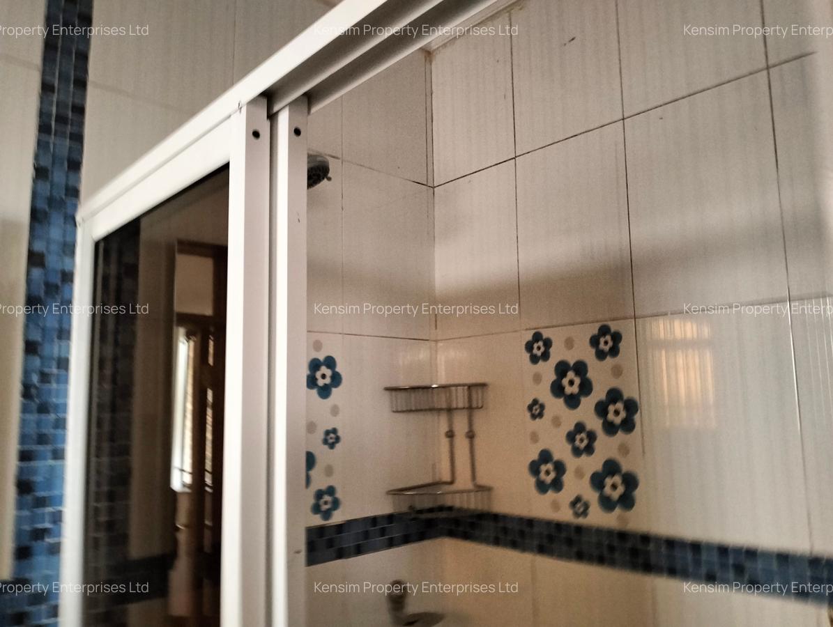 4 Bed Townhouse with En Suite in Westlands Area - 12
