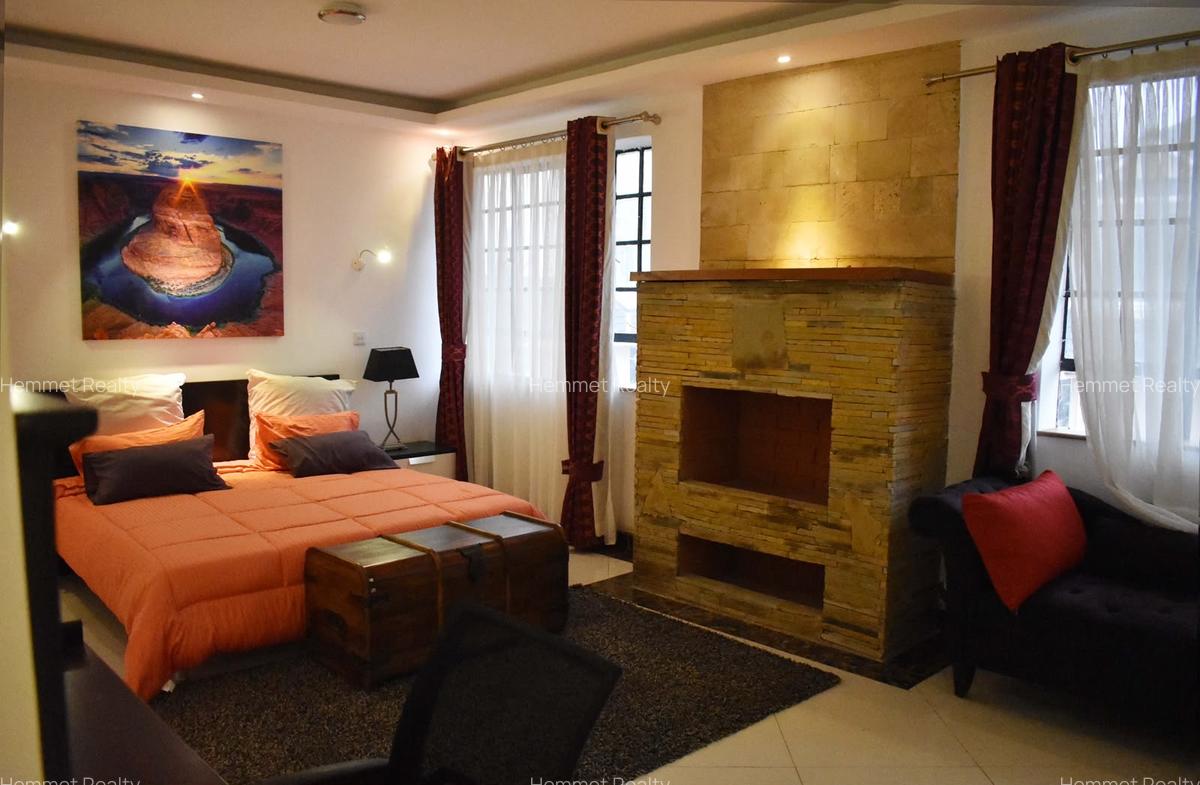 4 Bed Townhouse with En Suite in Kitisuru - 10