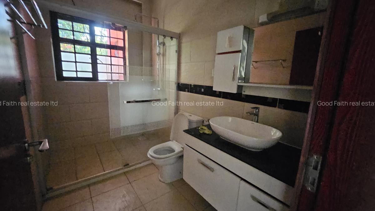 4 Bed Villa with En Suite in Kiambu Road - 10