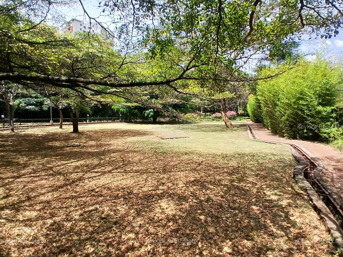 2 Bed Townhouse with En Suite at Off Mandera Road - 14