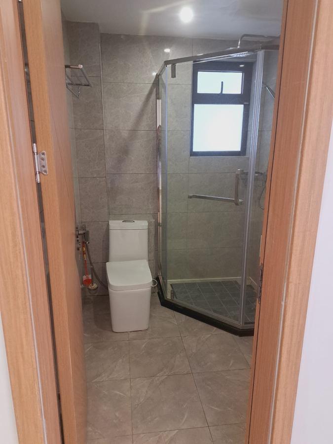 2 Bed Apartment with En Suite in Riverside - 7