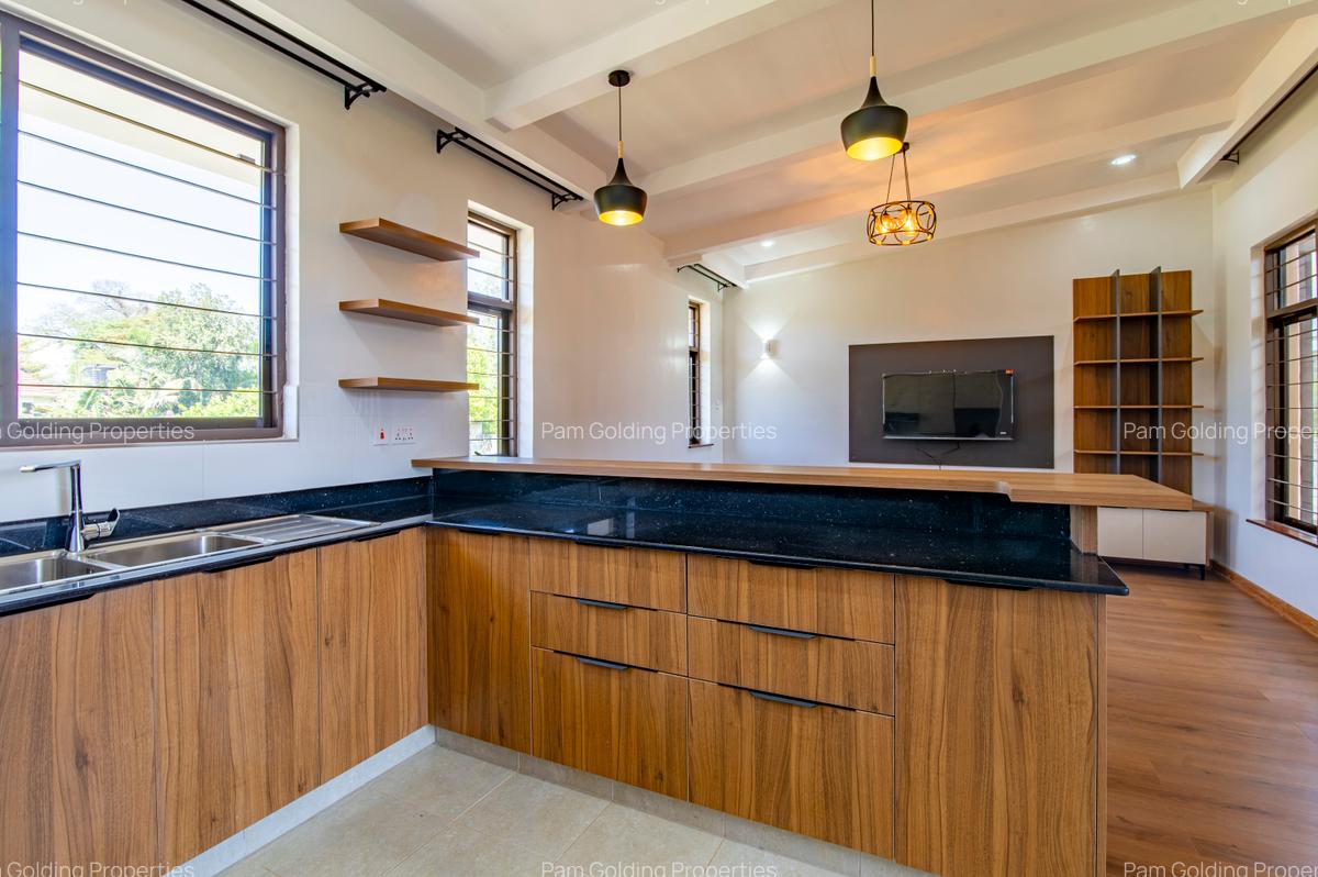 2 Bed House at Ridgeways - 4