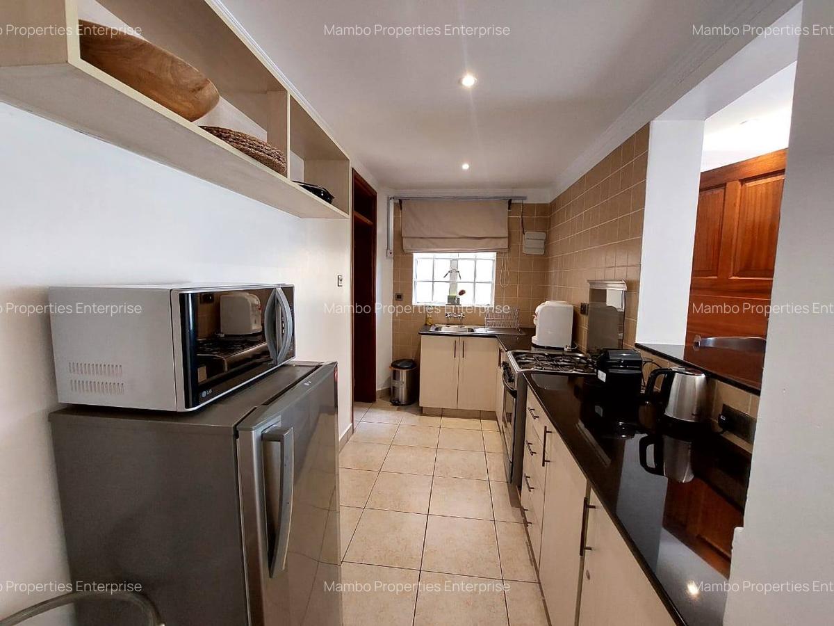 Furnished 1 Bed Apartment with En Suite at Riverside Drive - 3