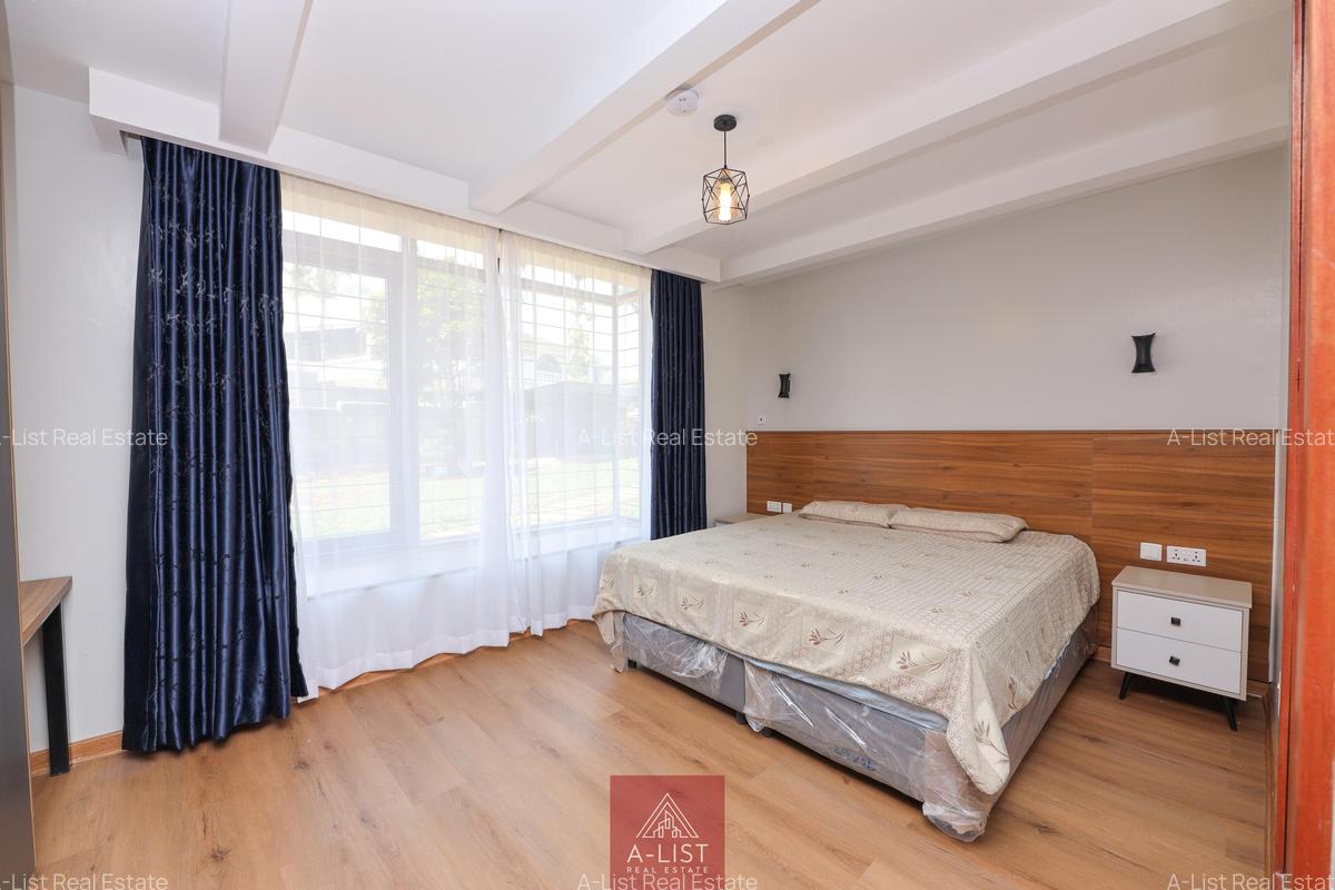 2 Bed Villa with En Suite at Ridgeways - 16