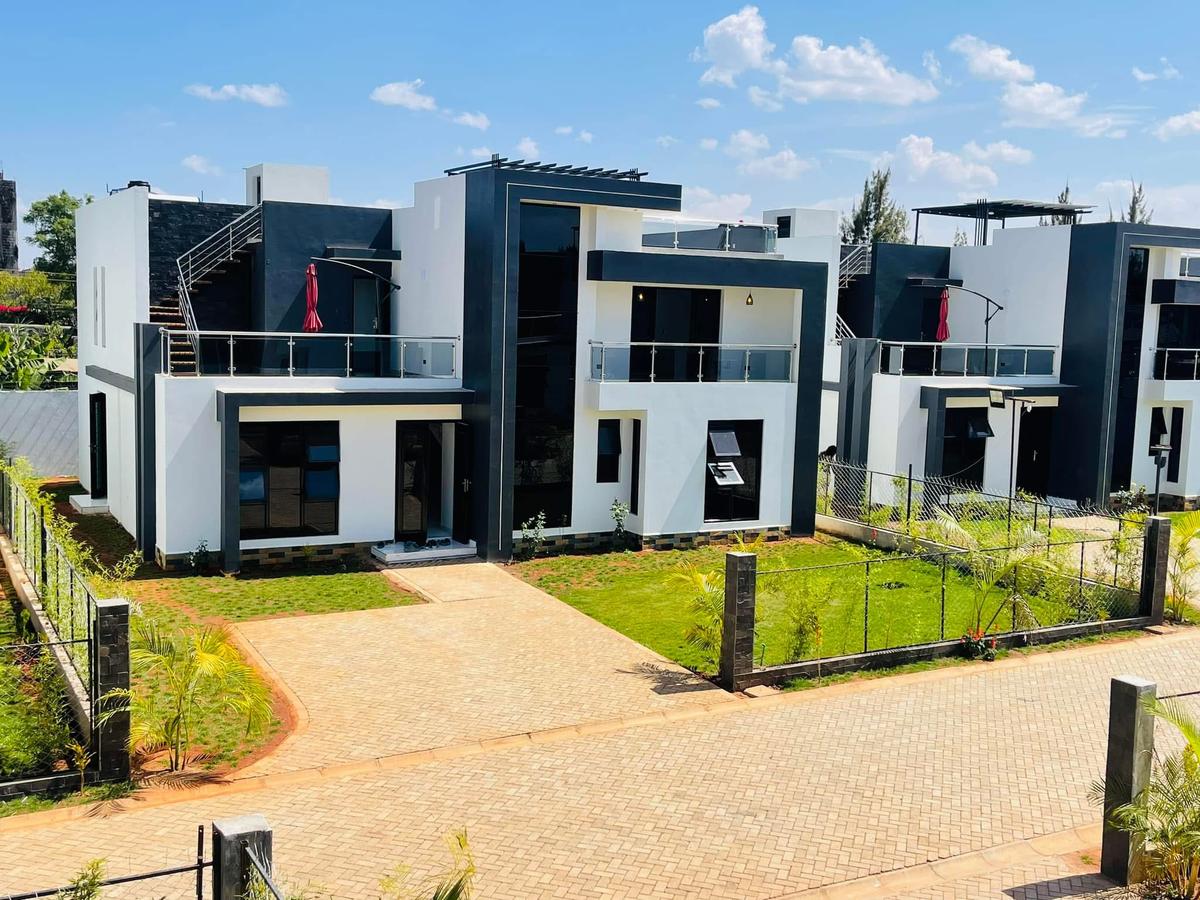5 bed villa with en suite at ruiru