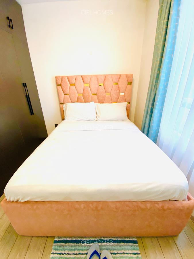 Furnished 2 Bed Apartment with En Suite at Wood Avenue - 9