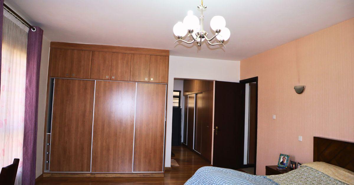 3 Bed Apartment with En Suite in General Mathenge - 14