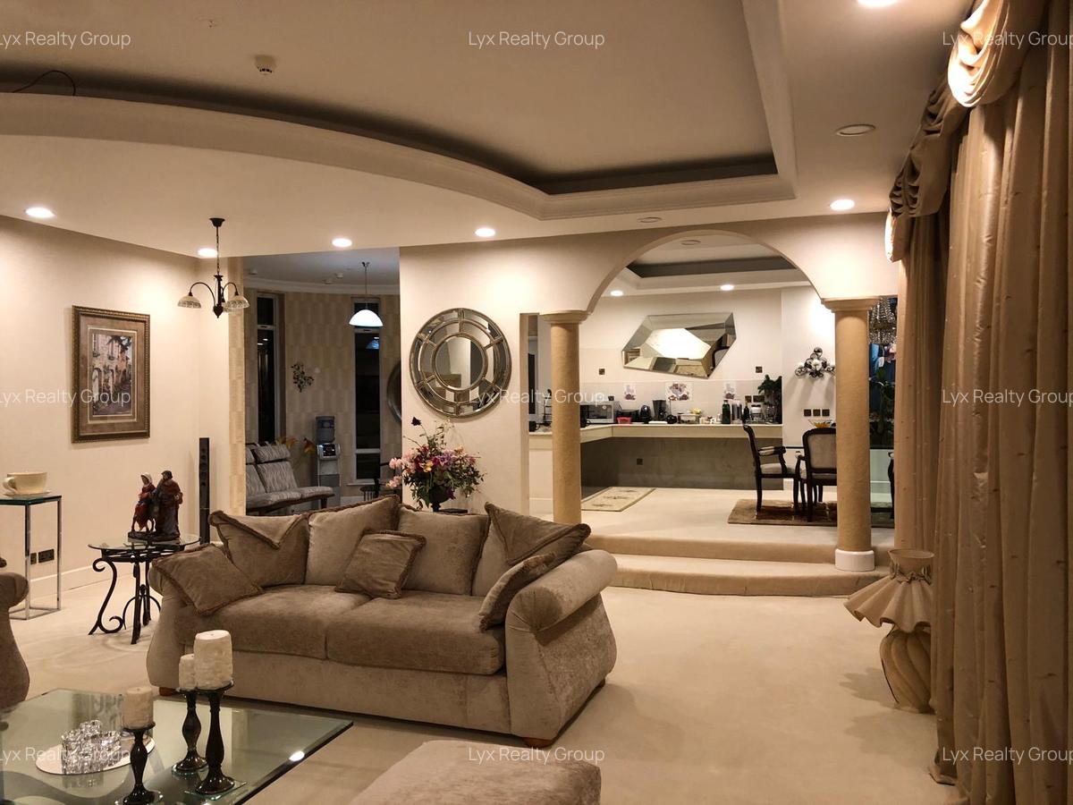 6 Bed Villa with En Suite in Muthaiga - 17