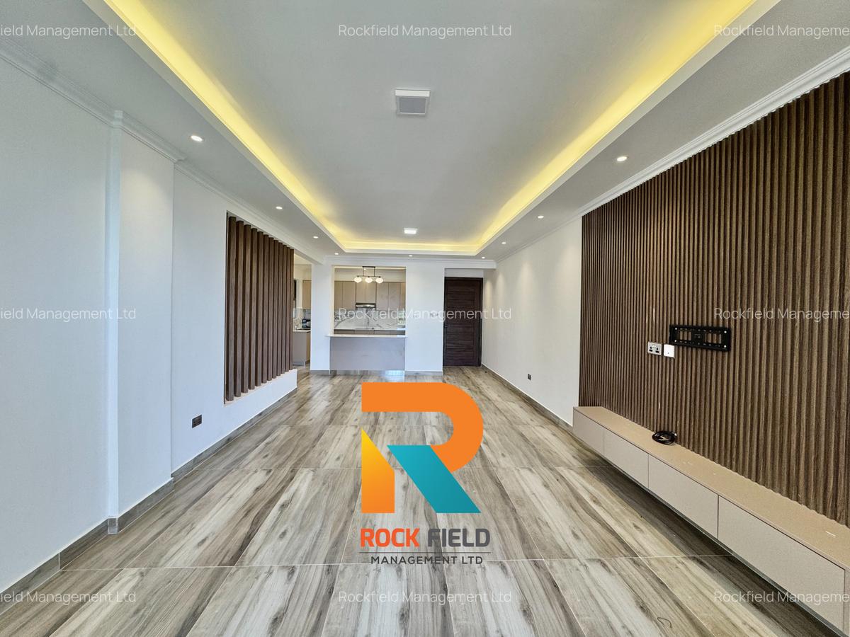 2 Bed Apartment with En Suite in Brookside - 7