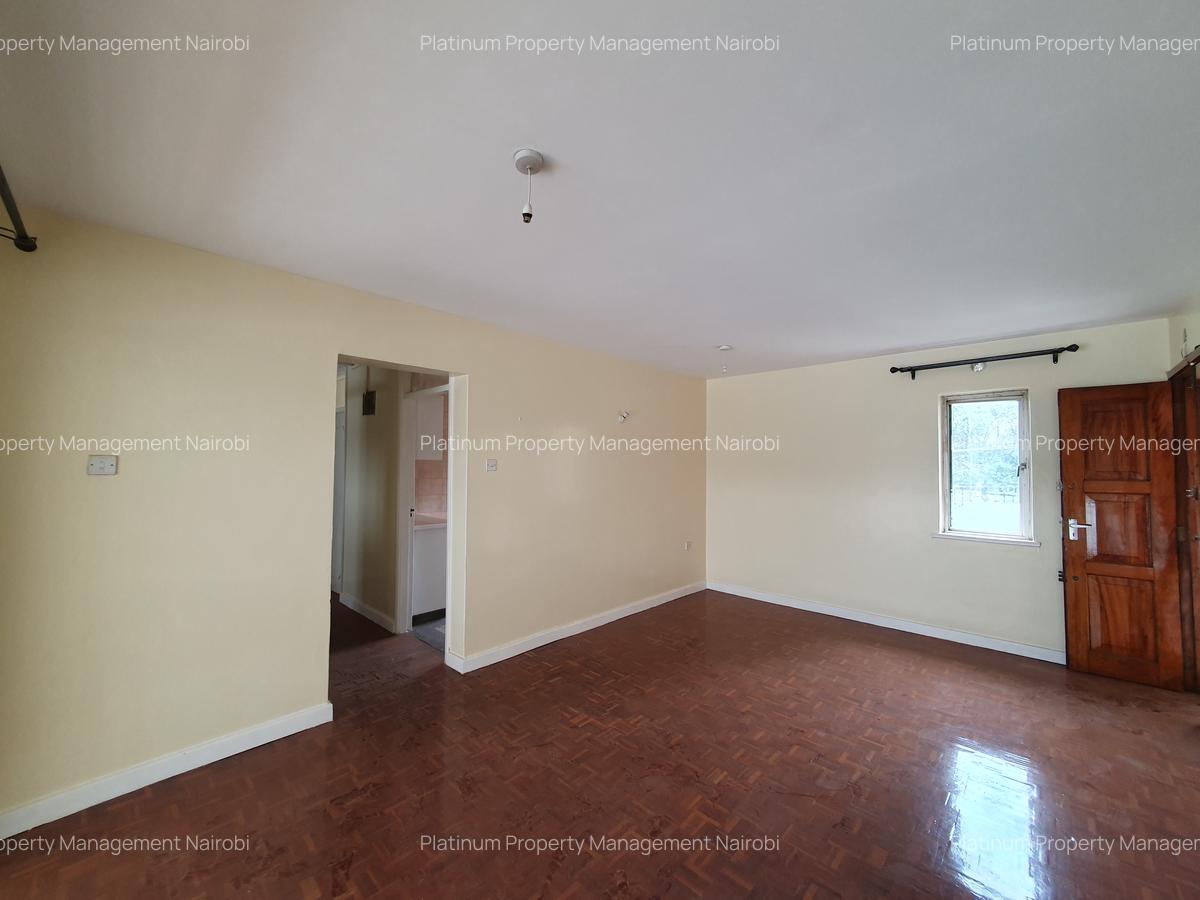 2 Bed Apartment with Parking at Parklands Rd - 3