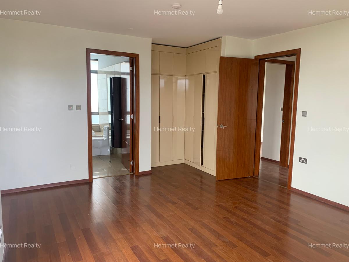 3 Bed Apartment with En Suite in Muthaiga - 8