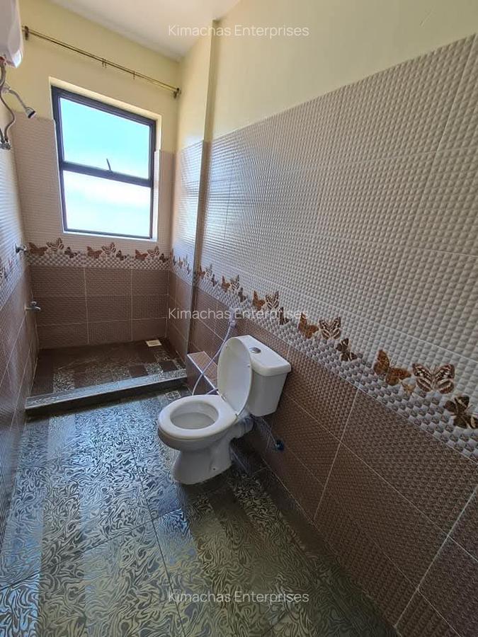 3 Bed Apartment with En Suite at Beach Road - 17