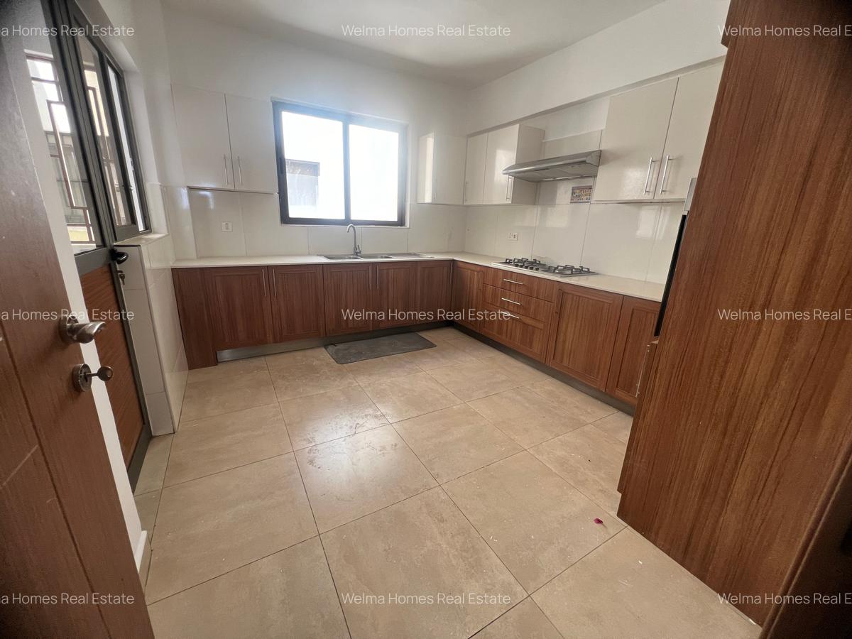 3 Bed Apartment with En Suite in Kilimani - 7