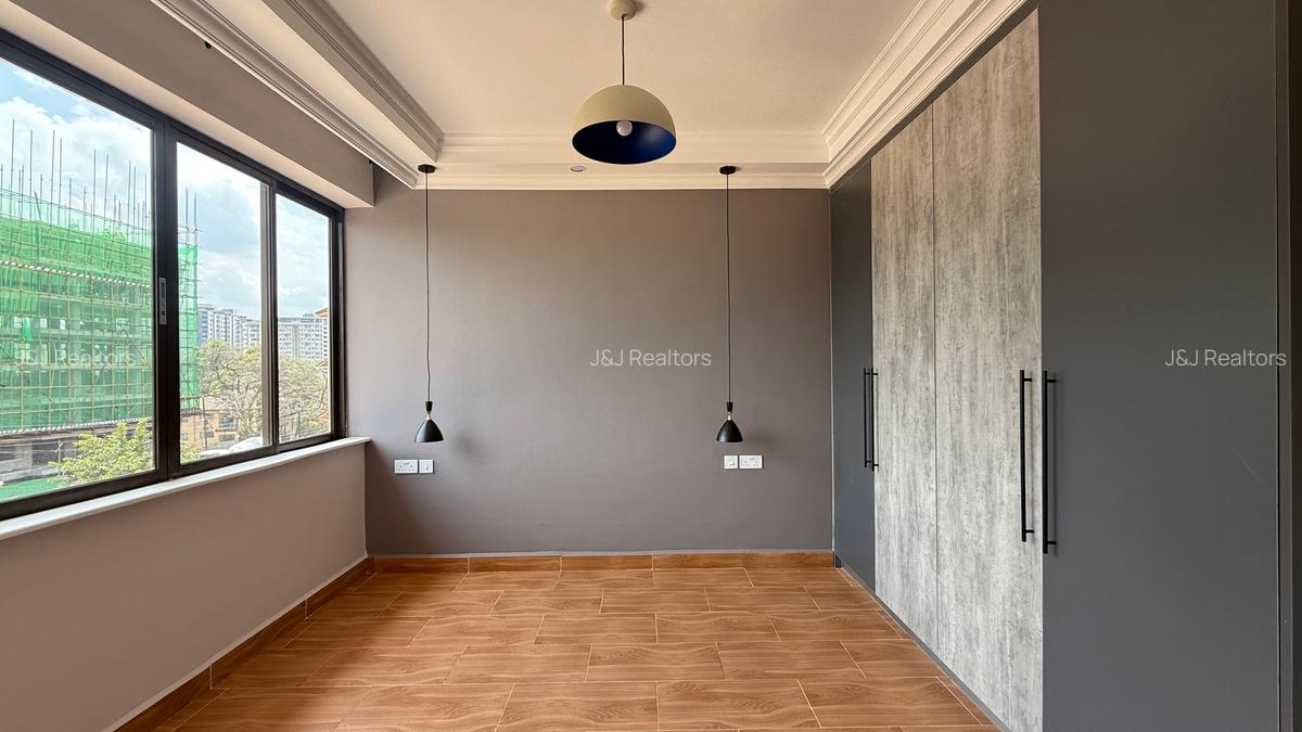 2 Bed Apartment with En Suite in Rhapta Road - 14