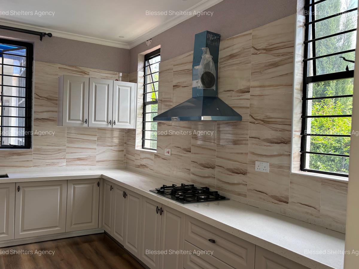 4 Bed Villa with En Suite in Kiambu Town - 17