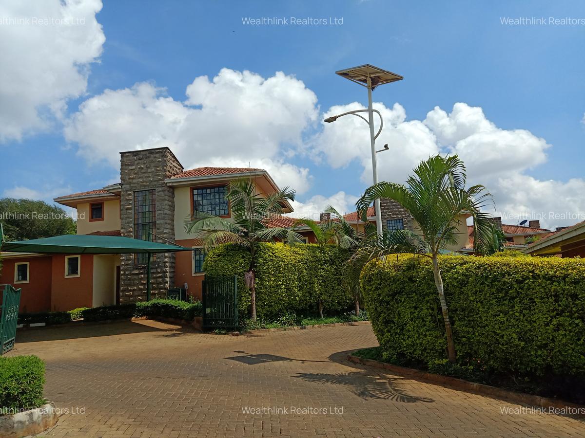 4 Bed Townhouse with Swimming Pool at Fourways Junction - 1