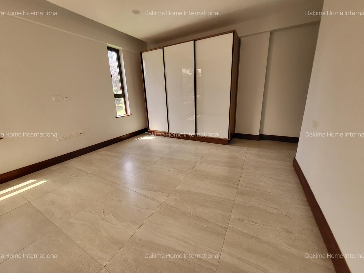 2 Bed Apartment with En Suite in Rhapta Road - 12