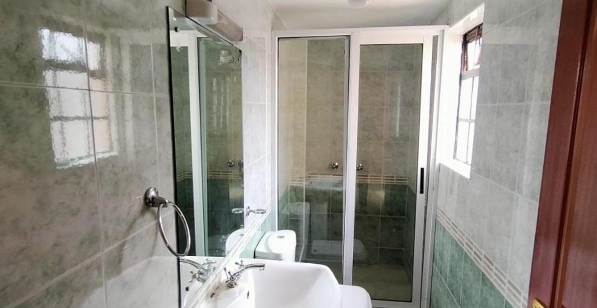 4 Bed Townhouse with En Suite in South B - 9 4 Bed Townhouse with En Suite in South B - 9