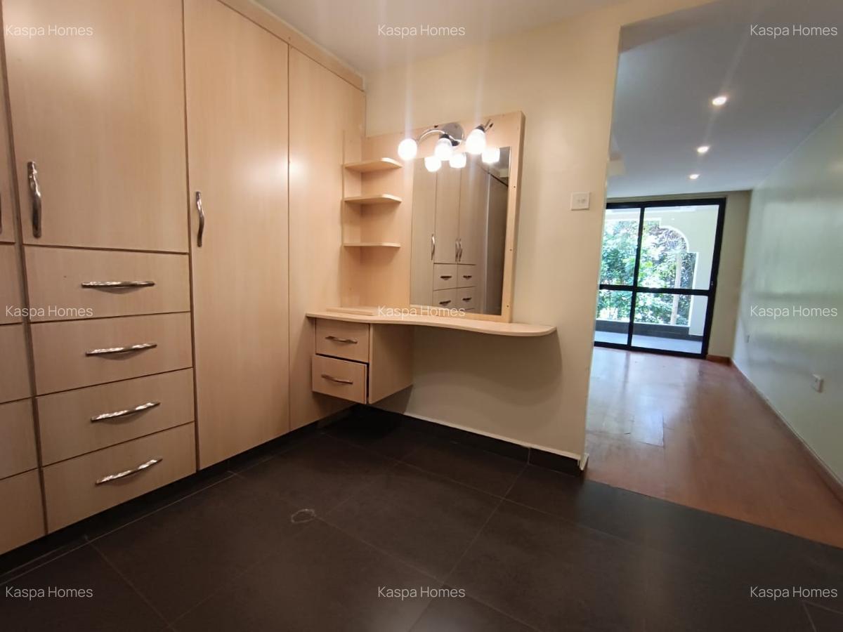 3 Bed House with En Suite in Karen Hardy - 15