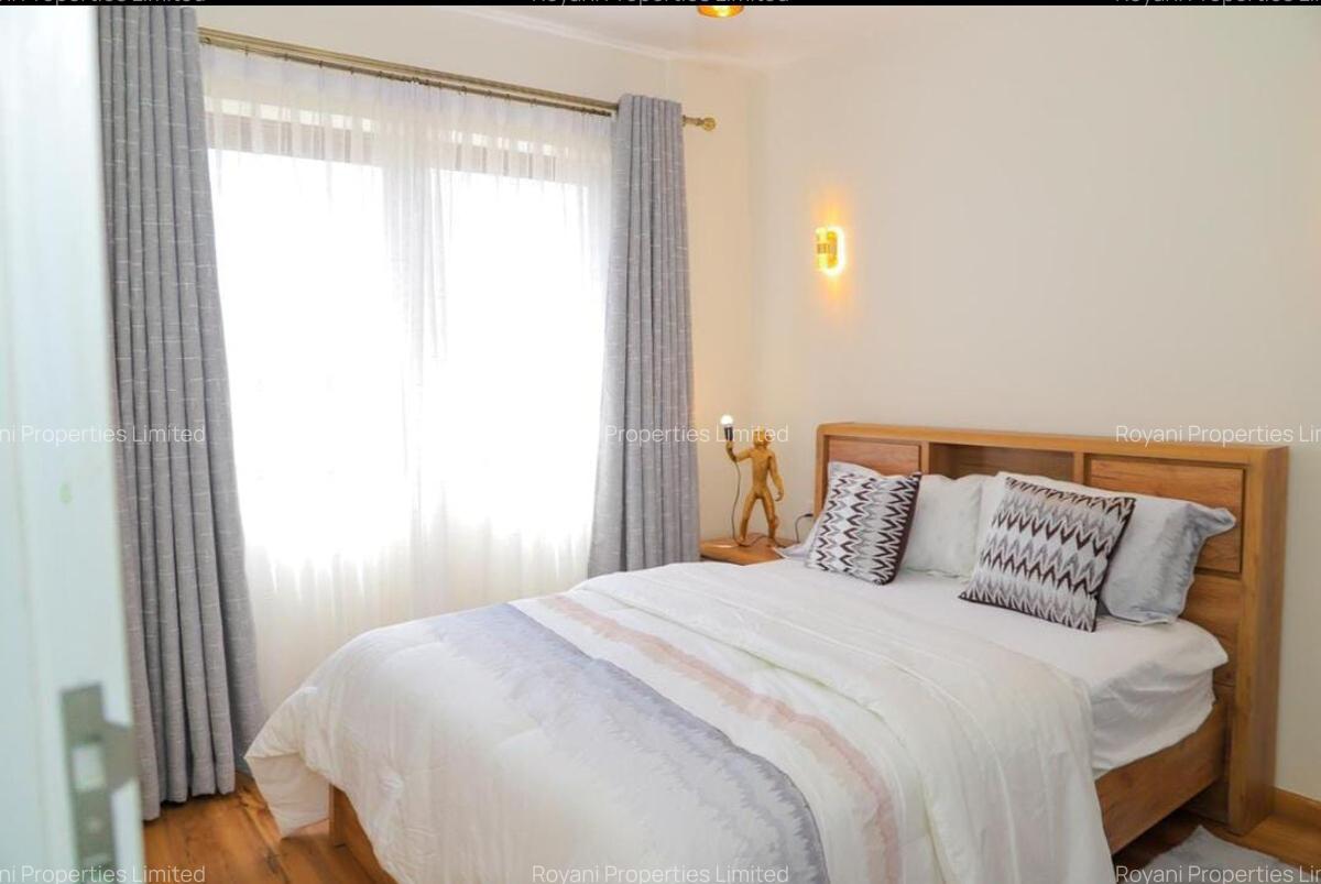 Serviced 3 Bed Apartment with En Suite in Thome - 11