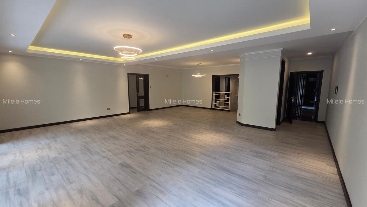 Serviced 3 Bed Apartment with En Suite at Riverside Drive - 8