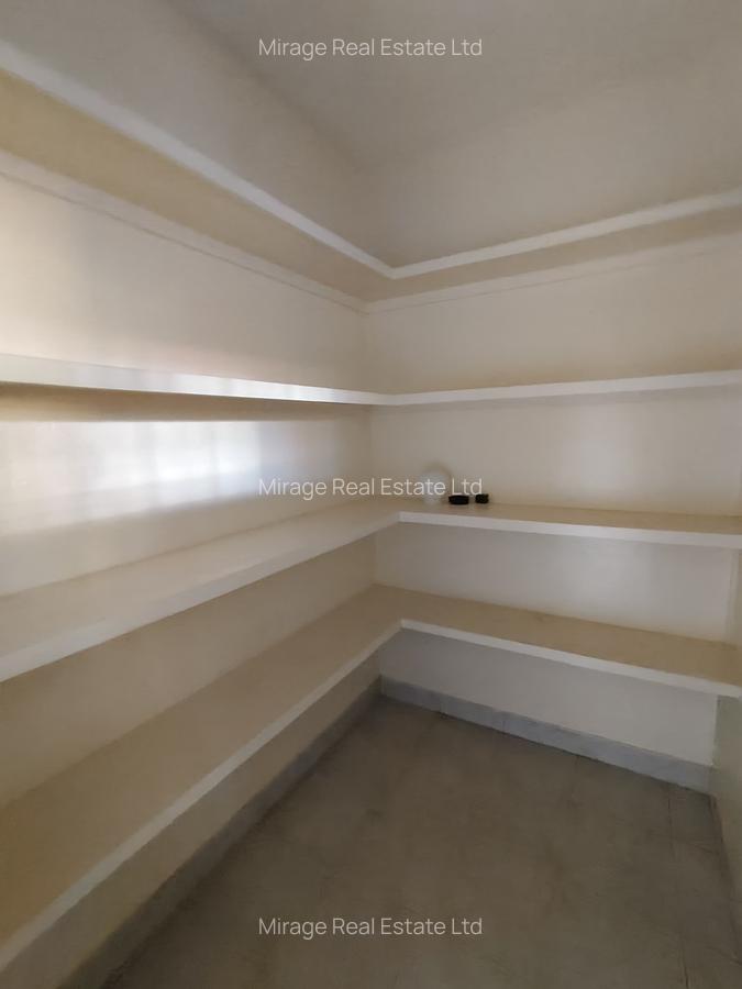 3 Bed Apartment with Parking in Kilimani - 7