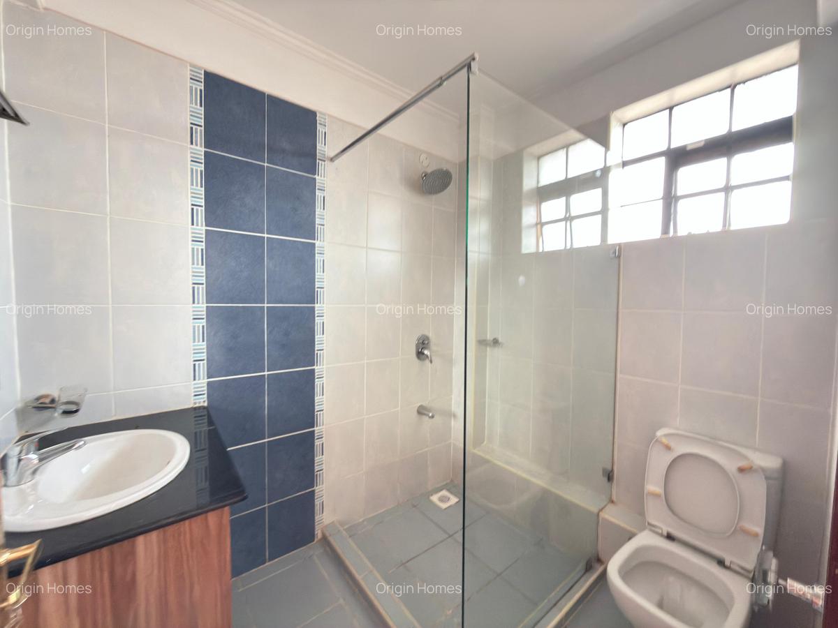 5 Bed Townhouse with En Suite at Kitisuru - 12