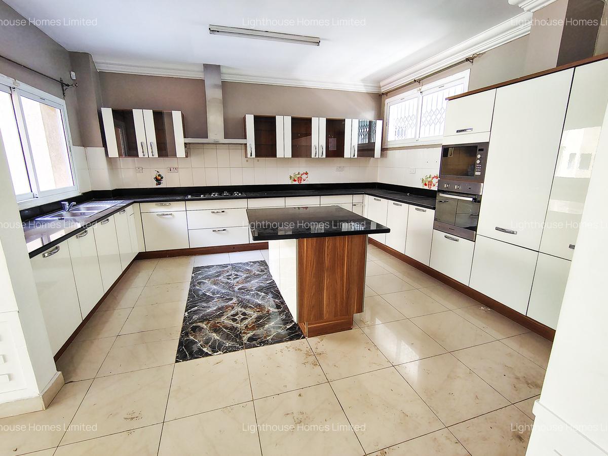 4 Bed Apartment with En Suite at Kileleshwa - 5