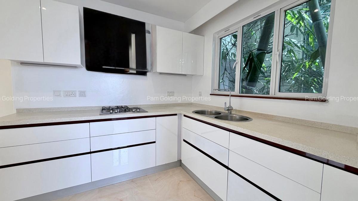 2 Bed Apartment with En Suite at Pilipili Way - 18