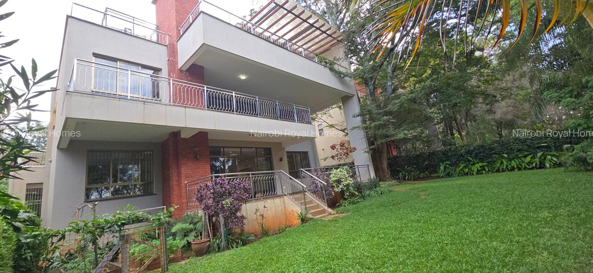 5 Bed Townhouse with En Suite at Tende Drive - 3