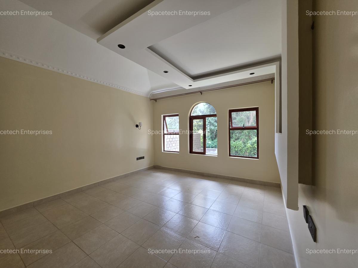 5 Bed House with En Suite in Kitisuru - 19