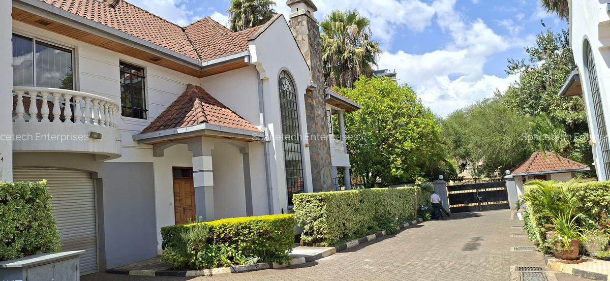 4 Bed Townhouse with En Suite in Kileleshwa - 3