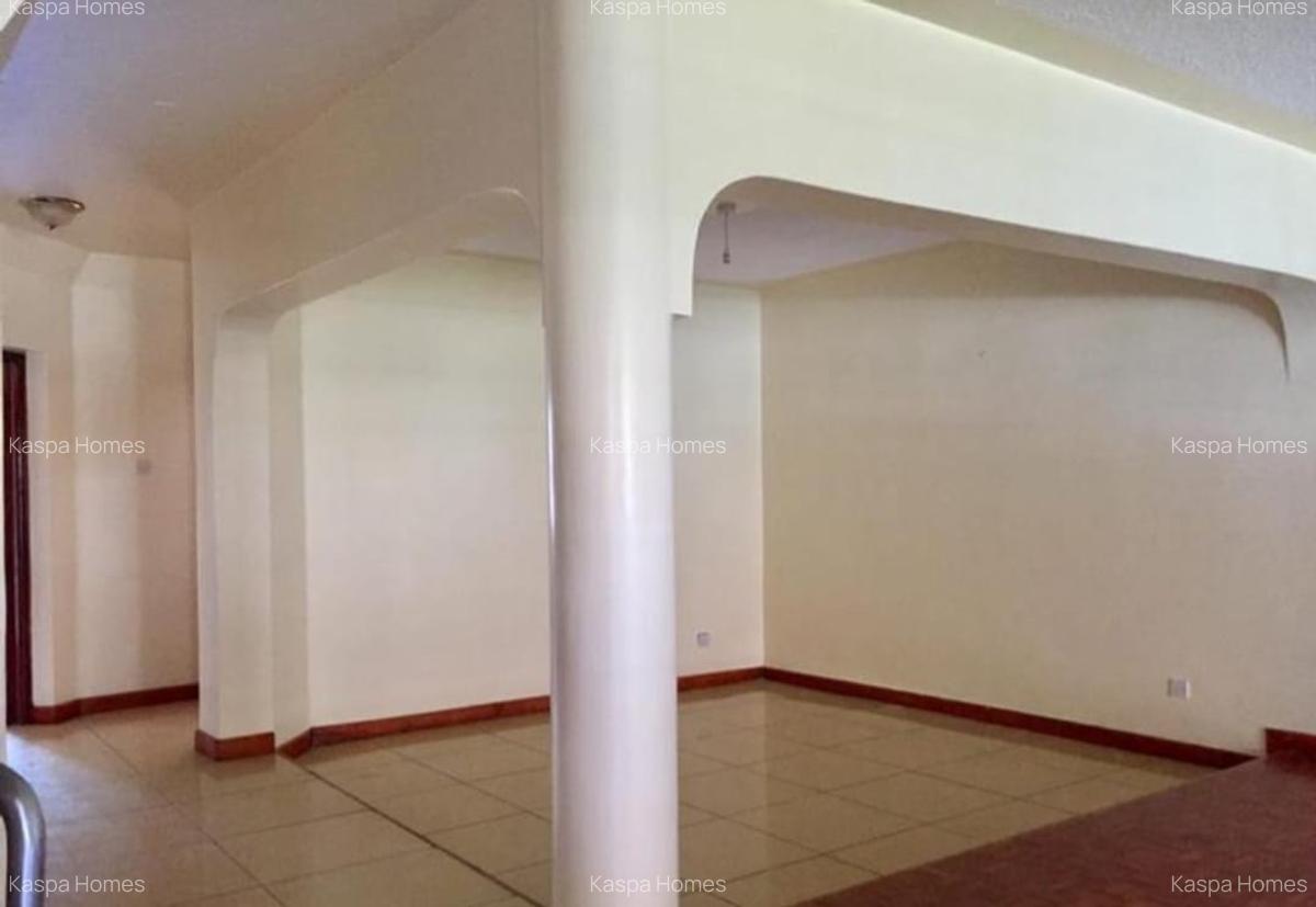 5 Bed Villa with En Suite in Lavington - 4