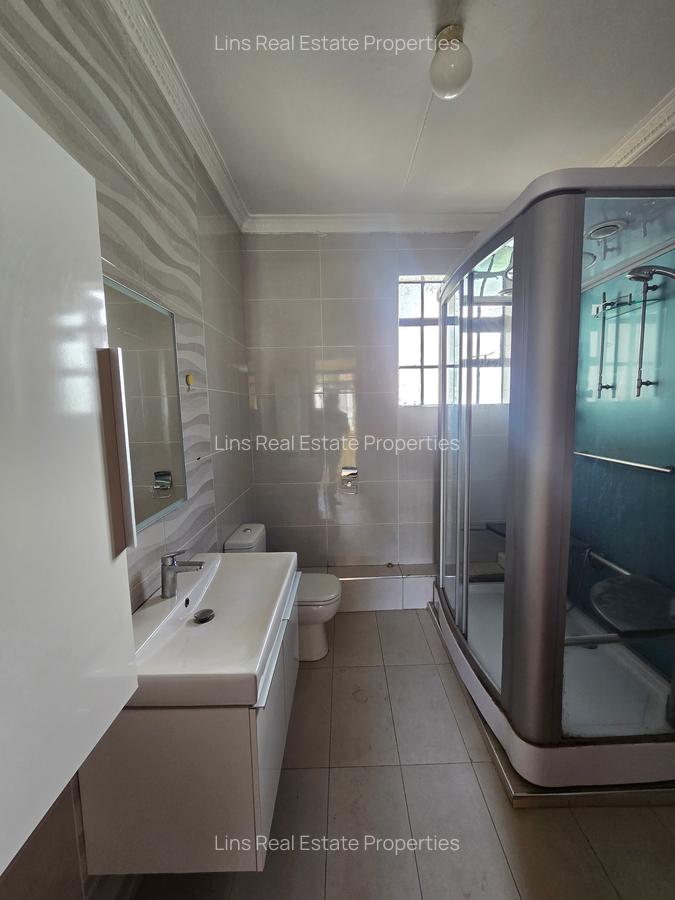 4 Bed Townhouse with En Suite in Lavington - 12