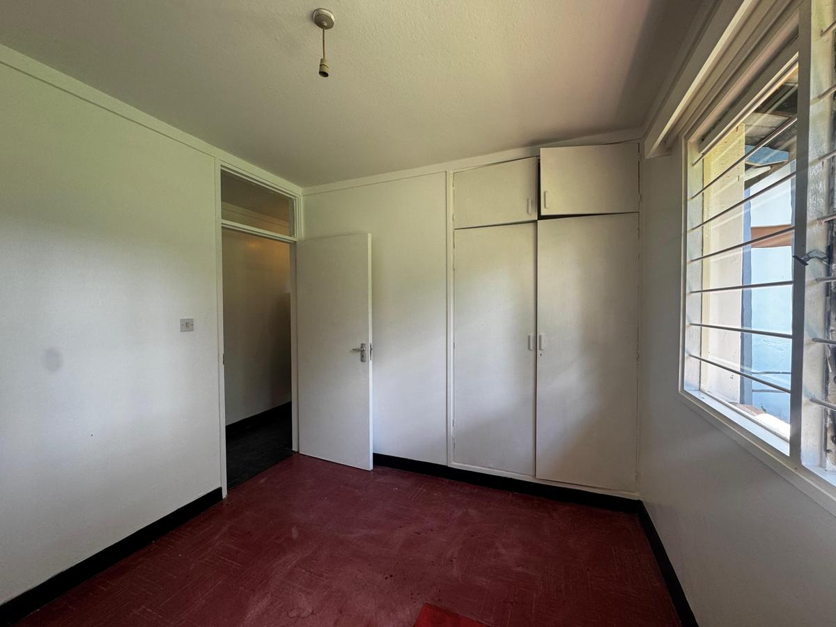 4 Bed House with En Suite in Loresho - 12